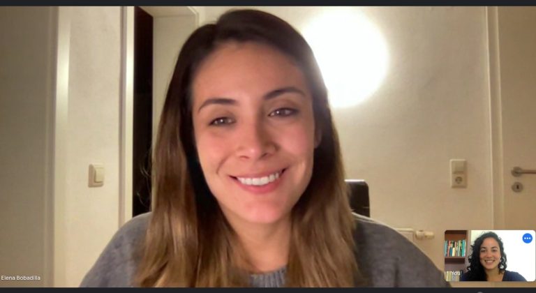 Entrevista a Elena Bobadilla: Escritora freelance y viajera peruana